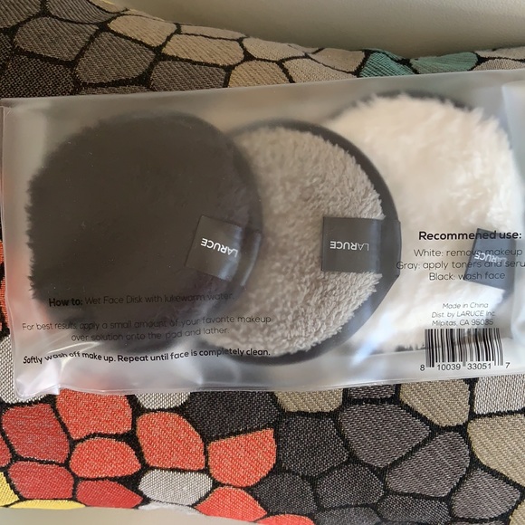 New LA RUCE Reusable Makeup Removing Pads - Picture 2 of 5
